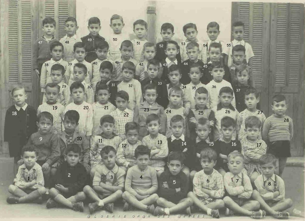 ECOLE EDGAR QUINET GARCONS 1952 CP MME BONNEFIN.JPG